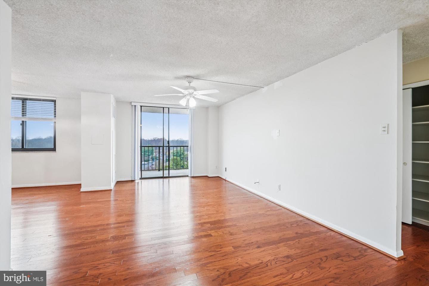 7420 Westlake Terrace #1008, Bethesda