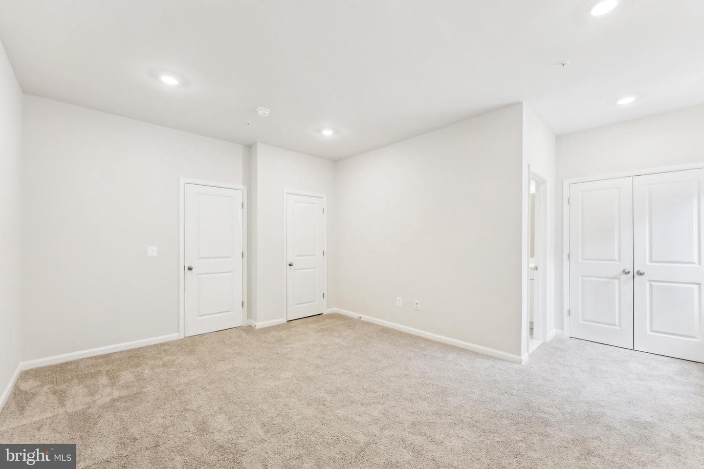 26476 Sir Jamie Terrace photo 12