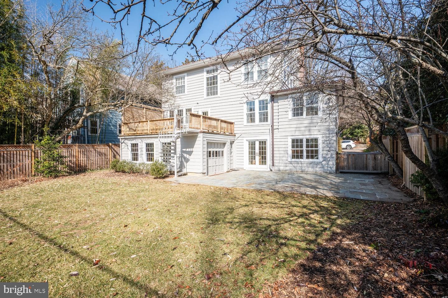 28 W Irving Street photo 4