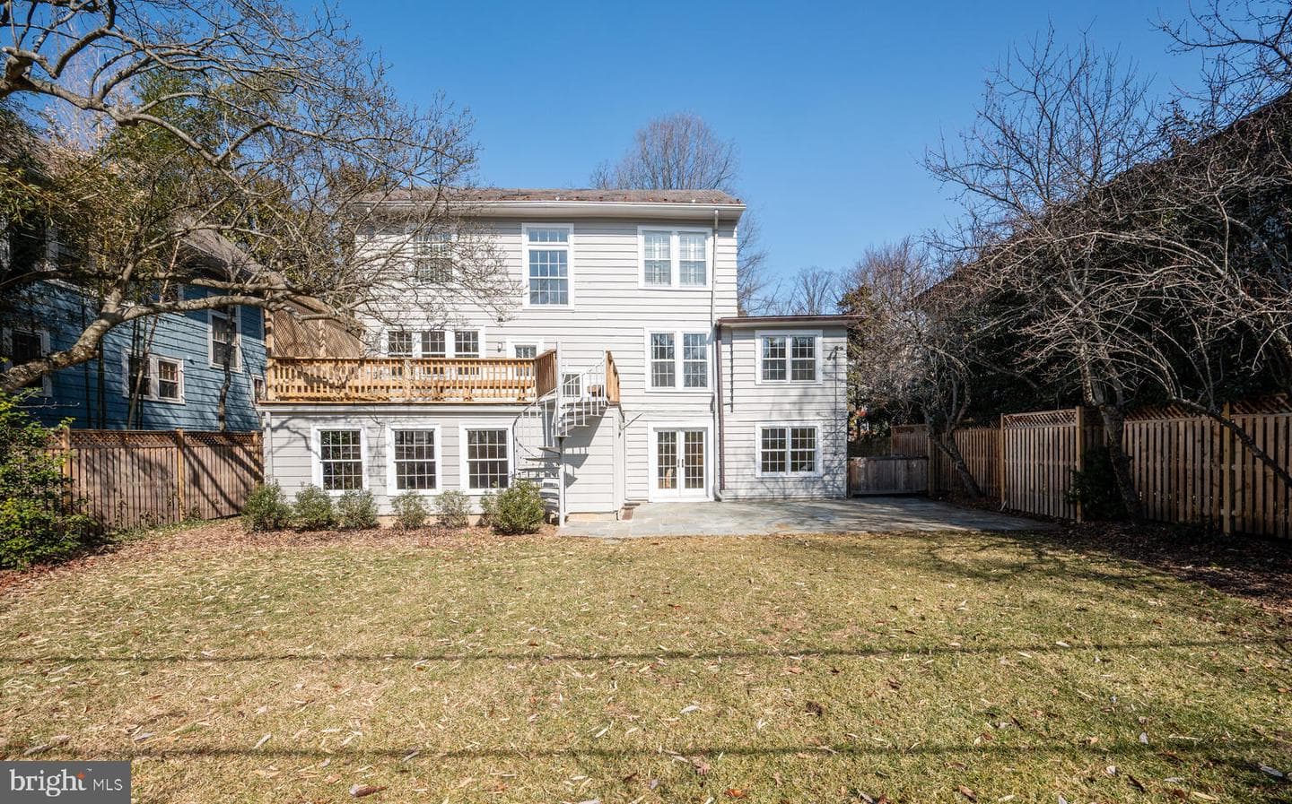 28 W Irving Street photo 5