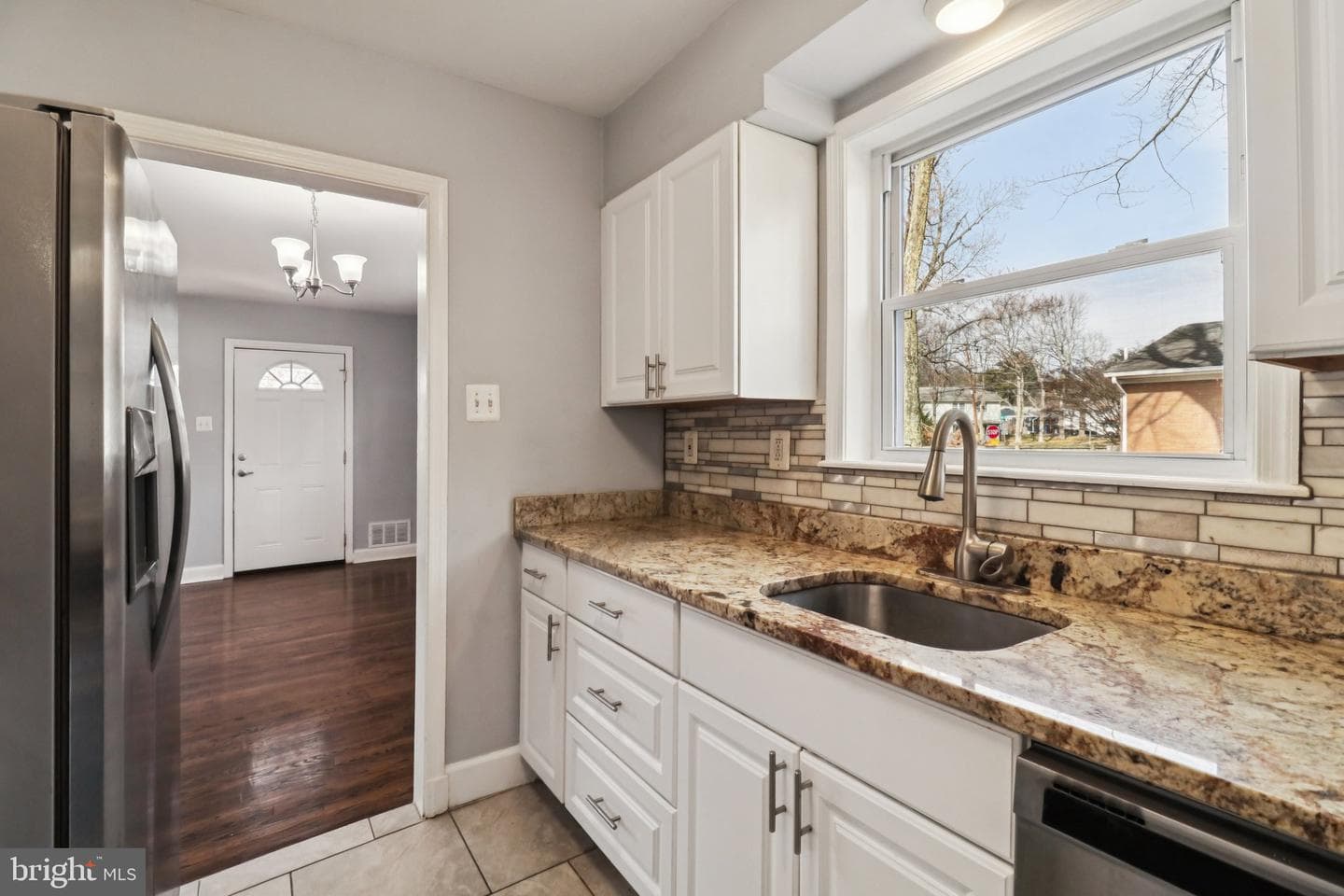 11515 Orebaugh Avenue photo 14