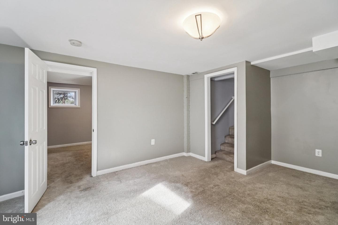 11515 Orebaugh Avenue photo 33