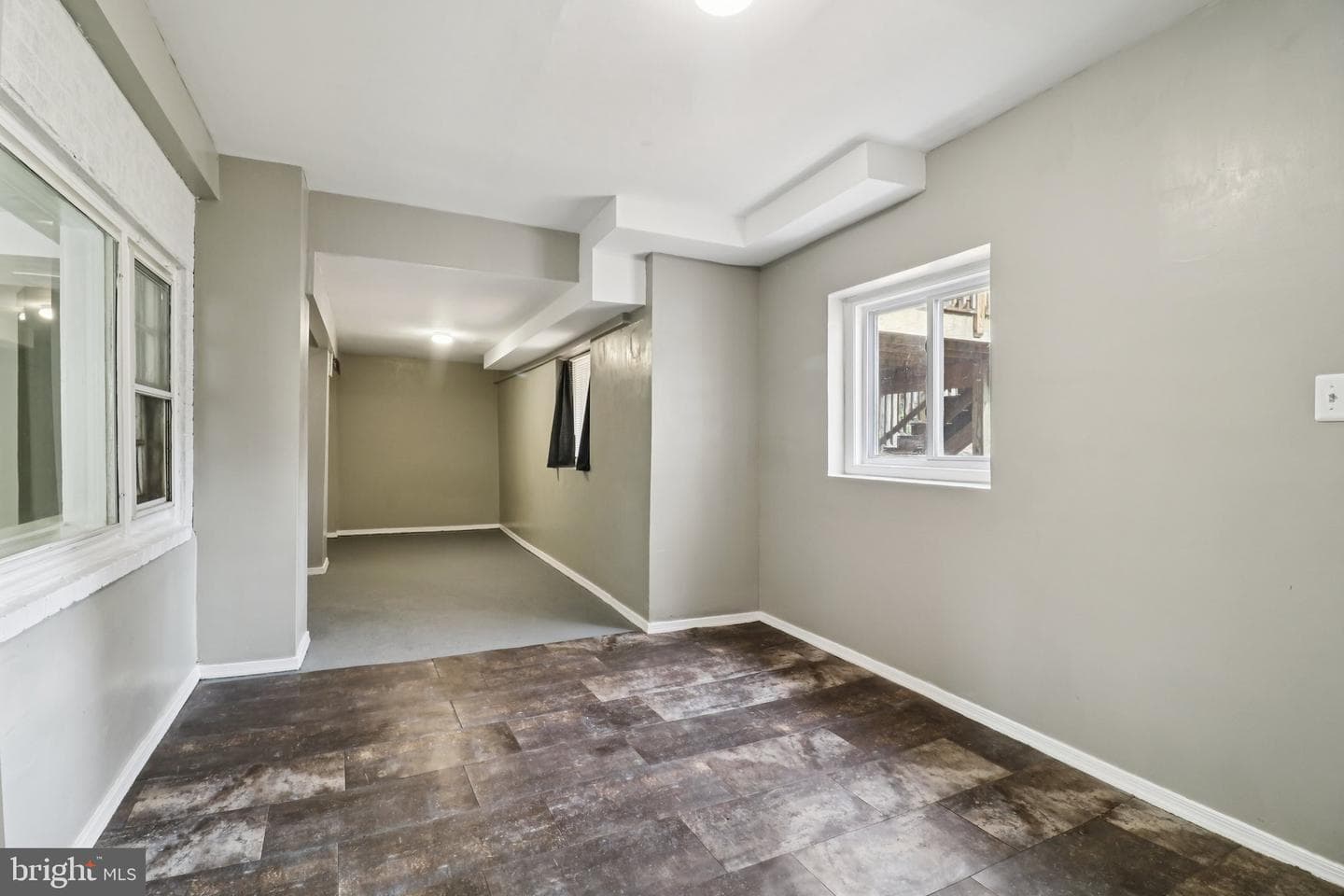 11515 Orebaugh Avenue photo 45