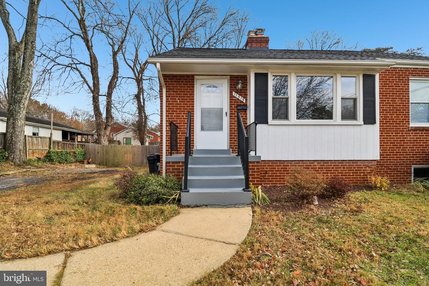 11515 Orebaugh Avenue photo 5