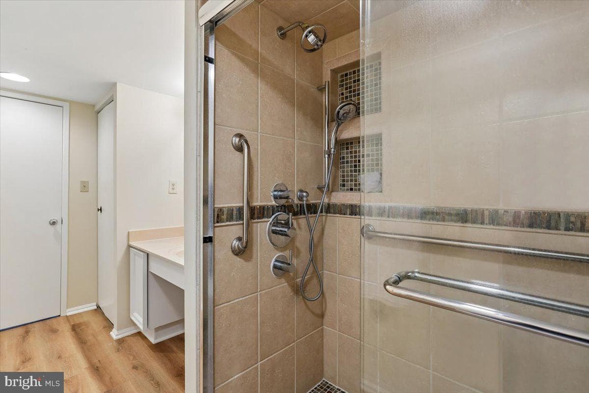 15101 Interlachen Drive #1-614 photo 27
