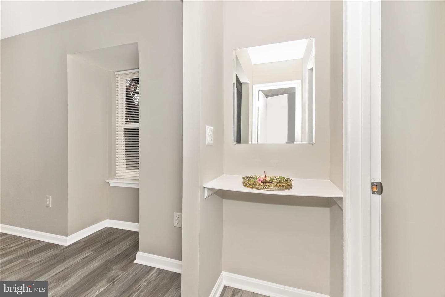 2861 Shepperton Terrace photo 26