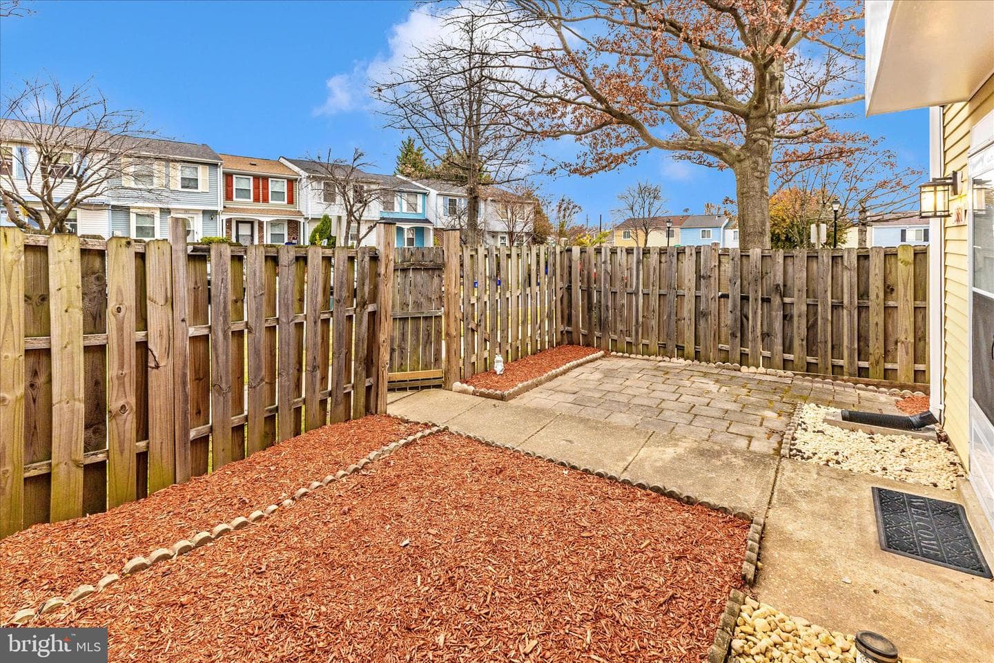 2861 Shepperton Terrace photo 43