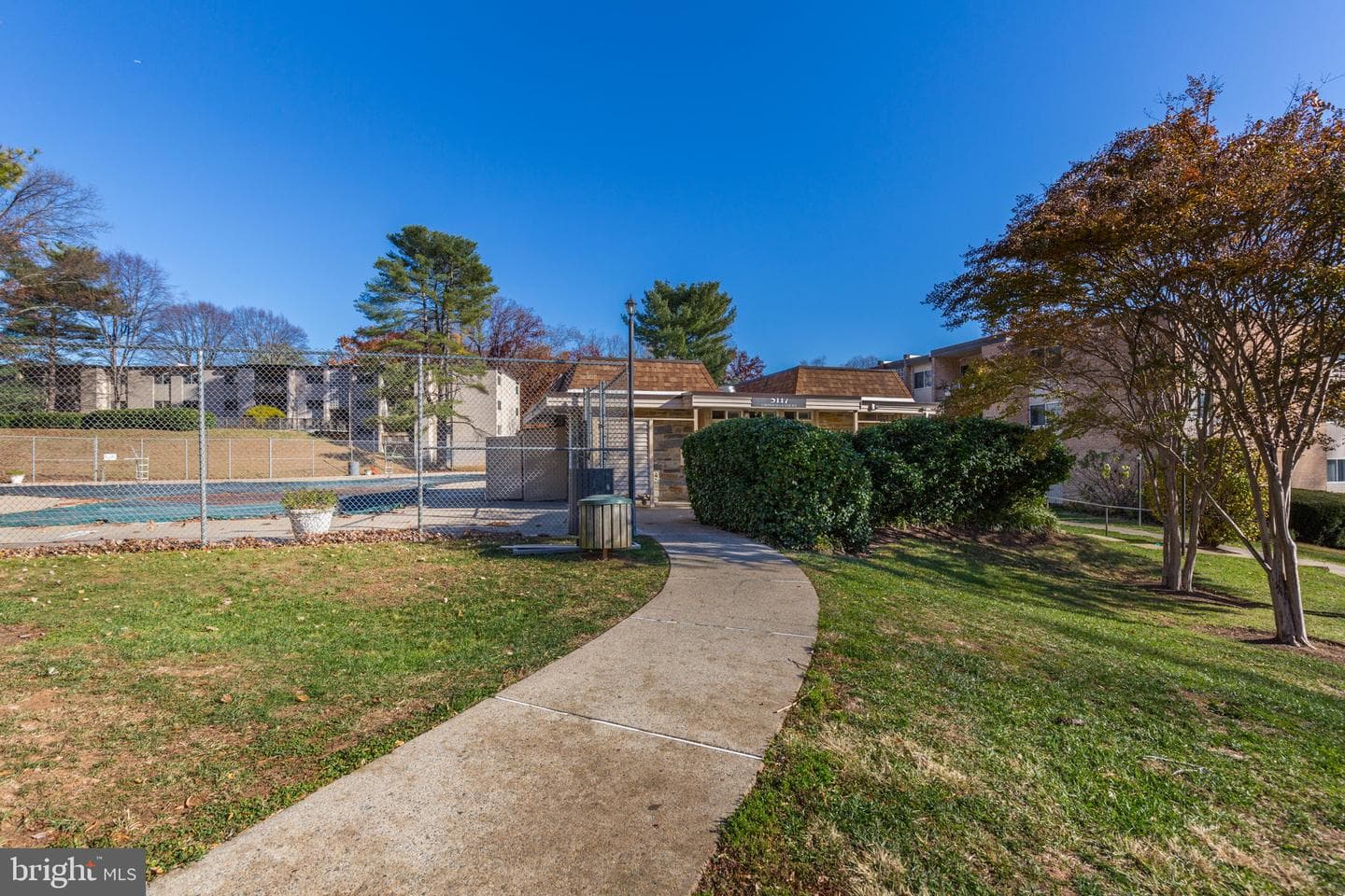 5202 Crossfield Court #117 photo 40