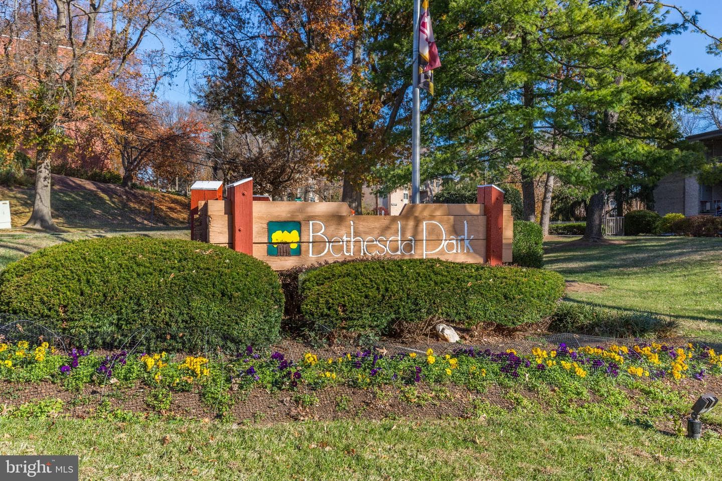 5202 Crossfield Court #117 photo 44