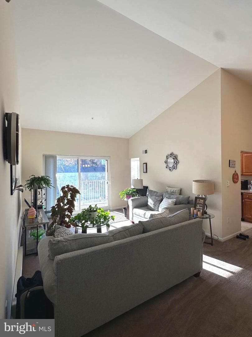 15210 Elkridge Way #91-3k photo 7