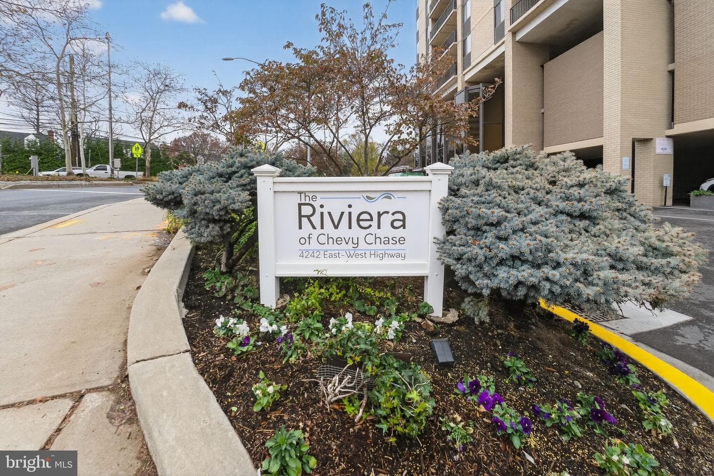 4242 E West Highway #714 photo 22
