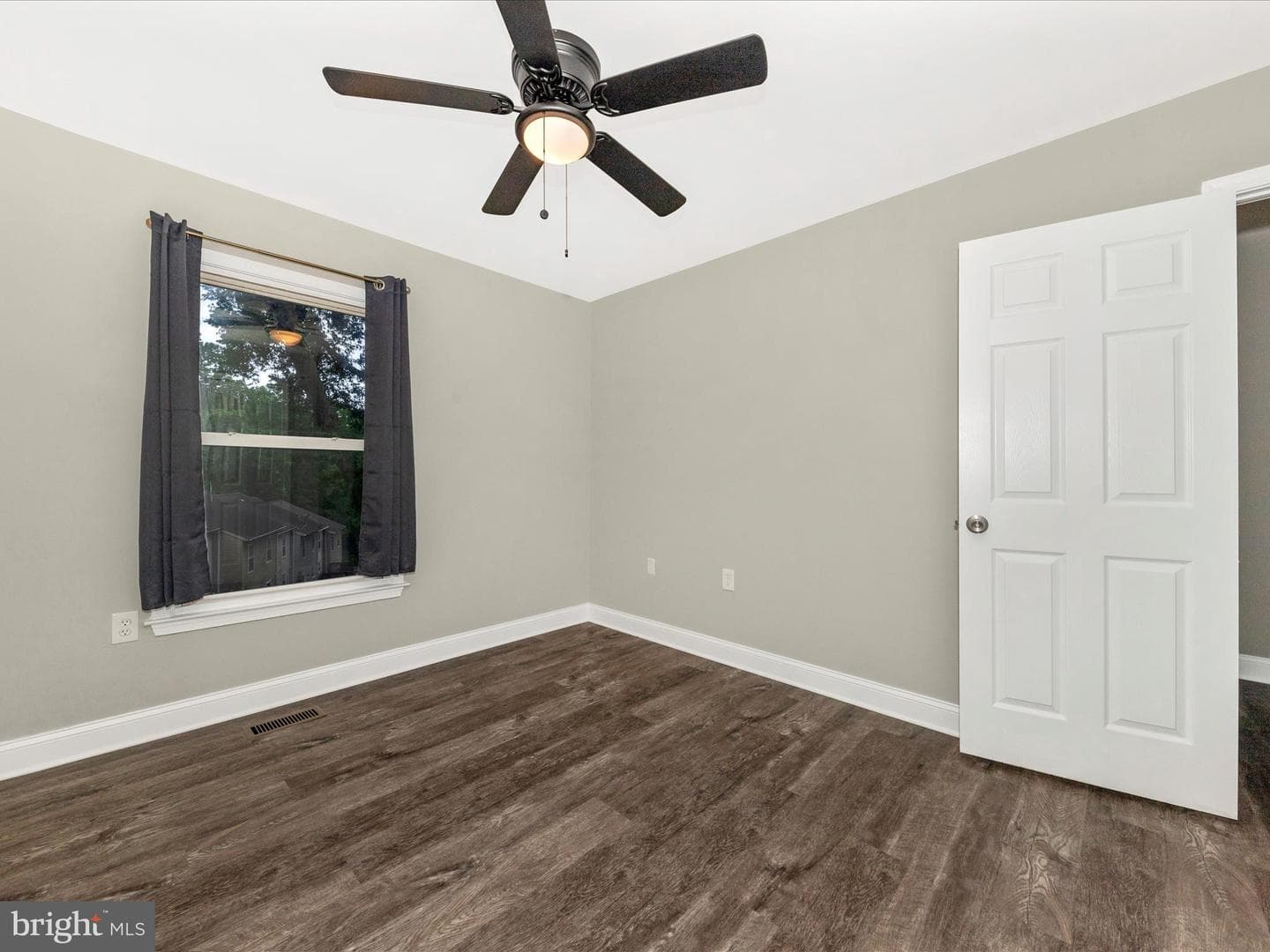 14004 Daleshire Way #49 photo 30