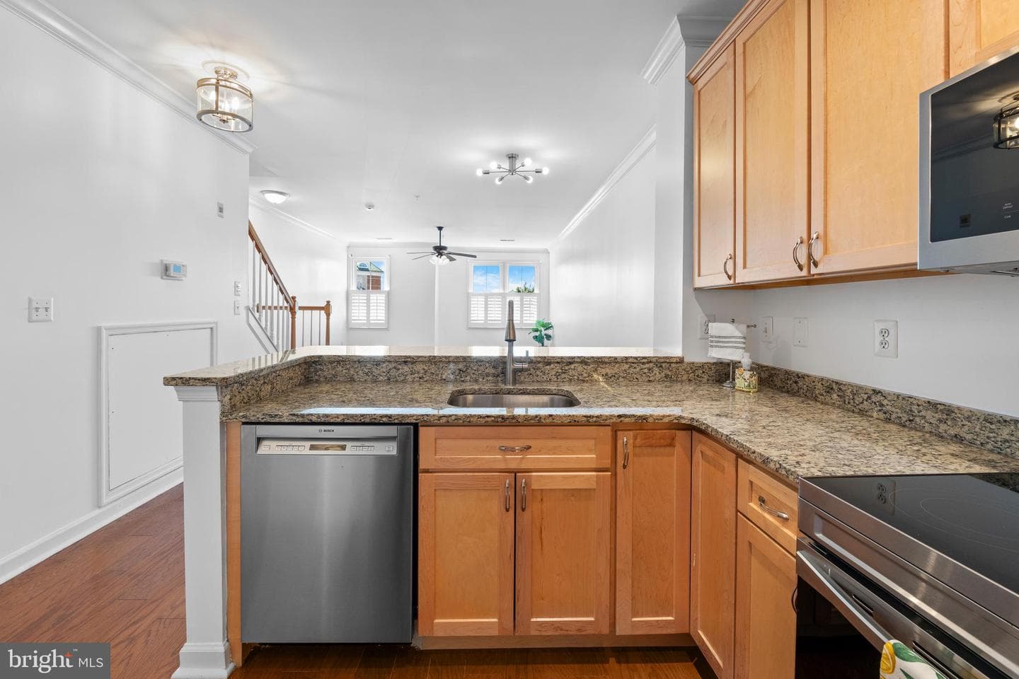 302 King Farm Boulevard #30208 photo 19
