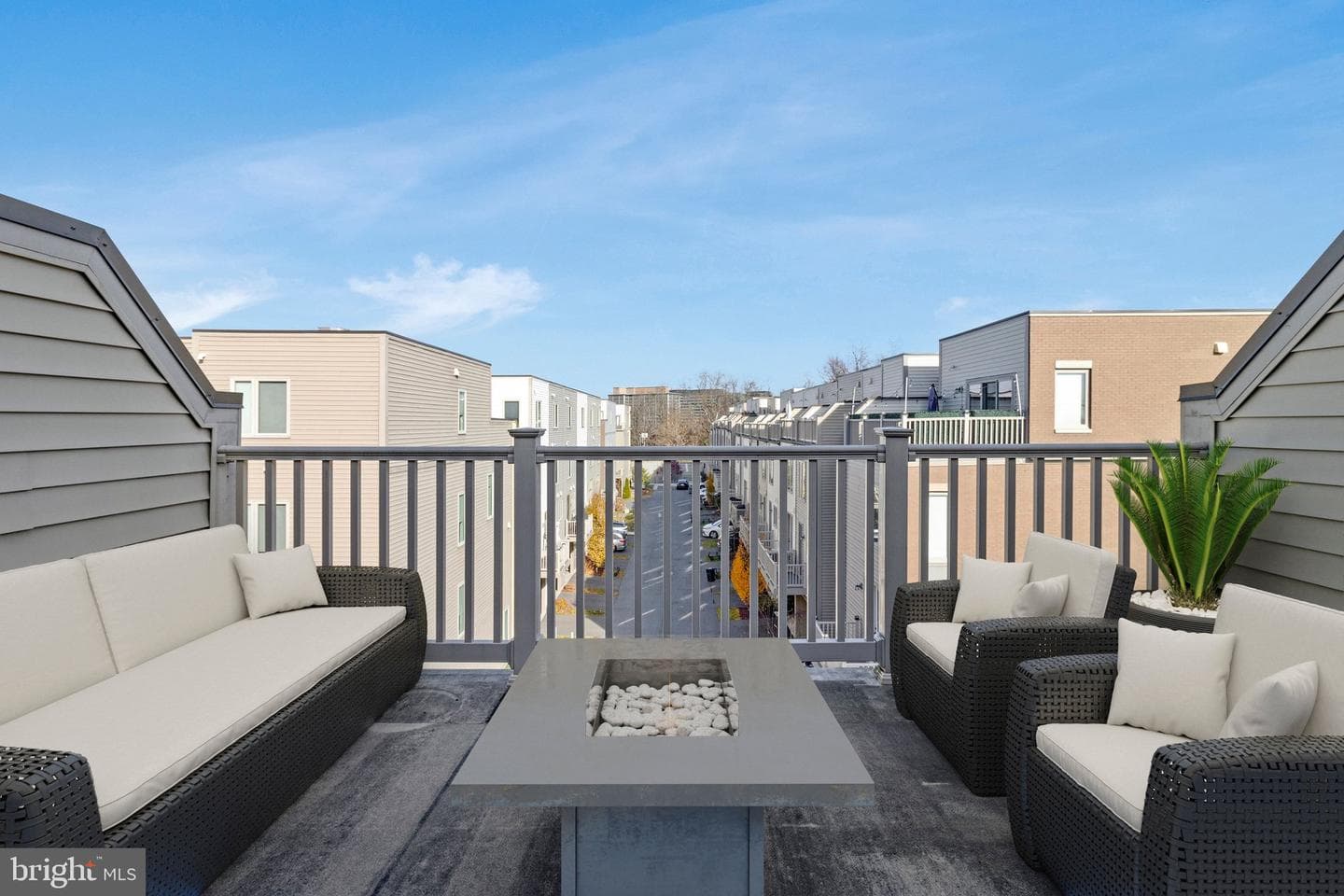 1924 Chapman Ave #10 photo 11