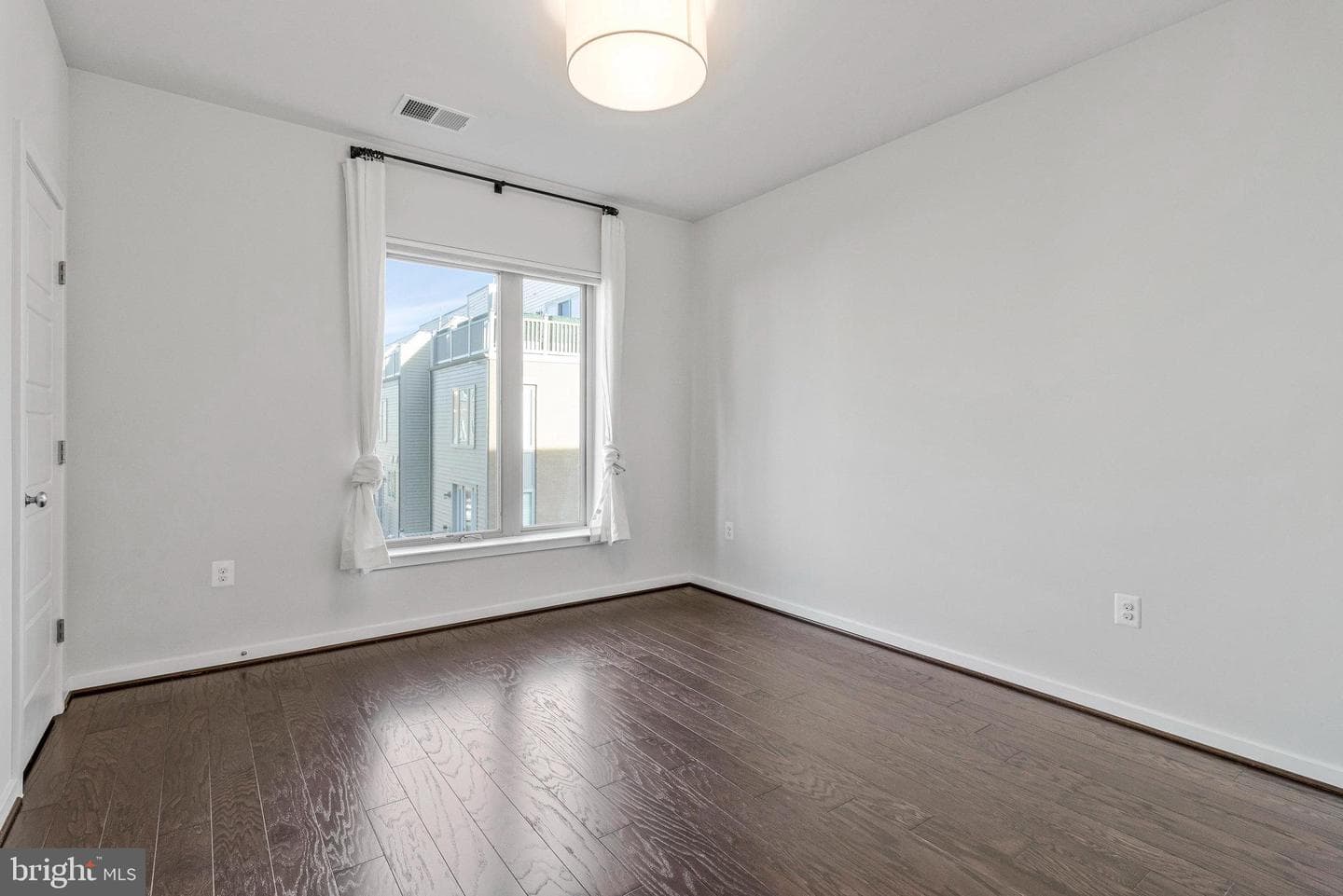 1924 Chapman Ave #10 photo 13