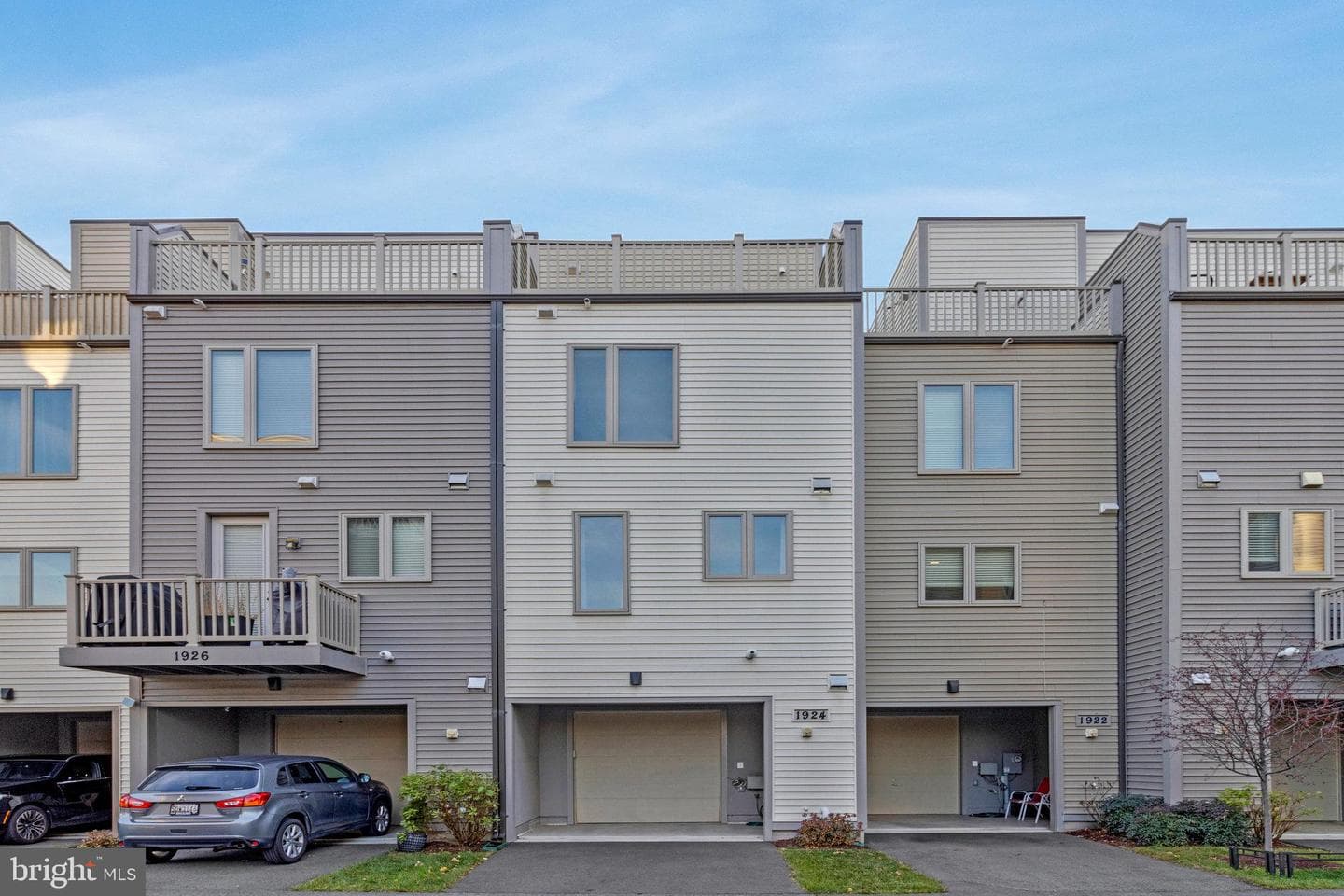 1924 Chapman Ave #10 photo 33