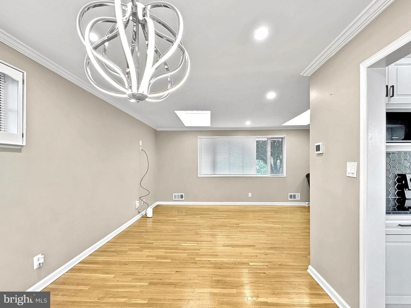 2408 Lillian Drive photo 10