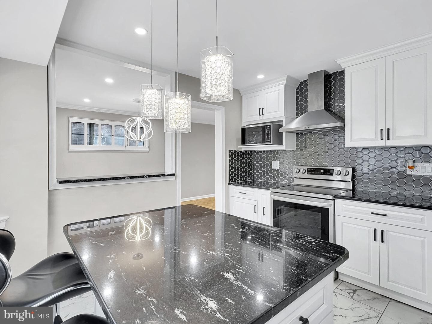 2408 Lillian Drive photo 13
