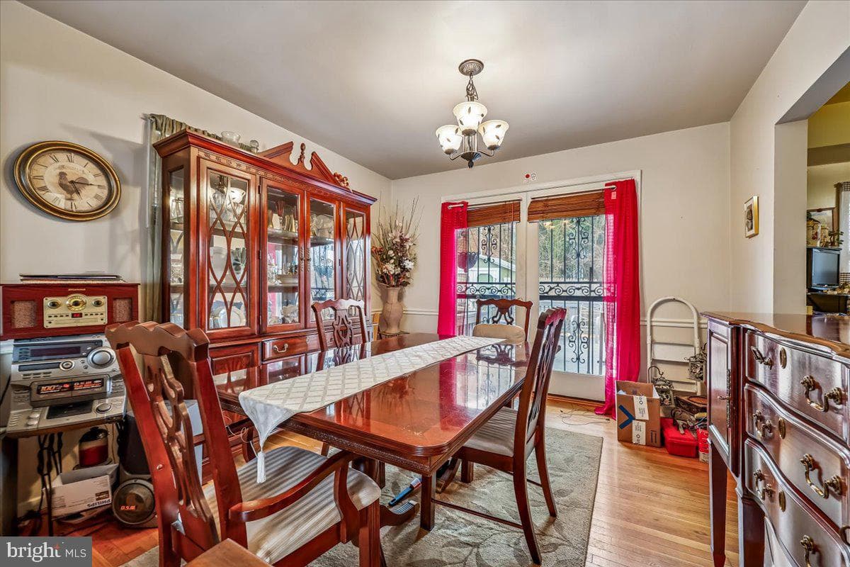 9405 Sierra Street photo 5