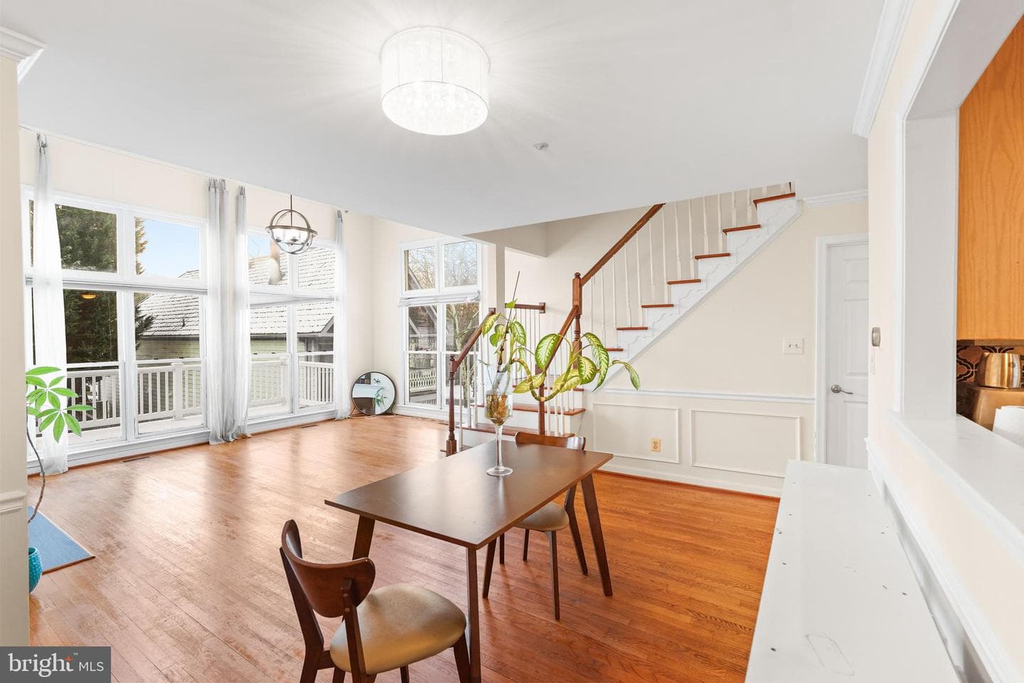 596 Chestertown Street photo 22