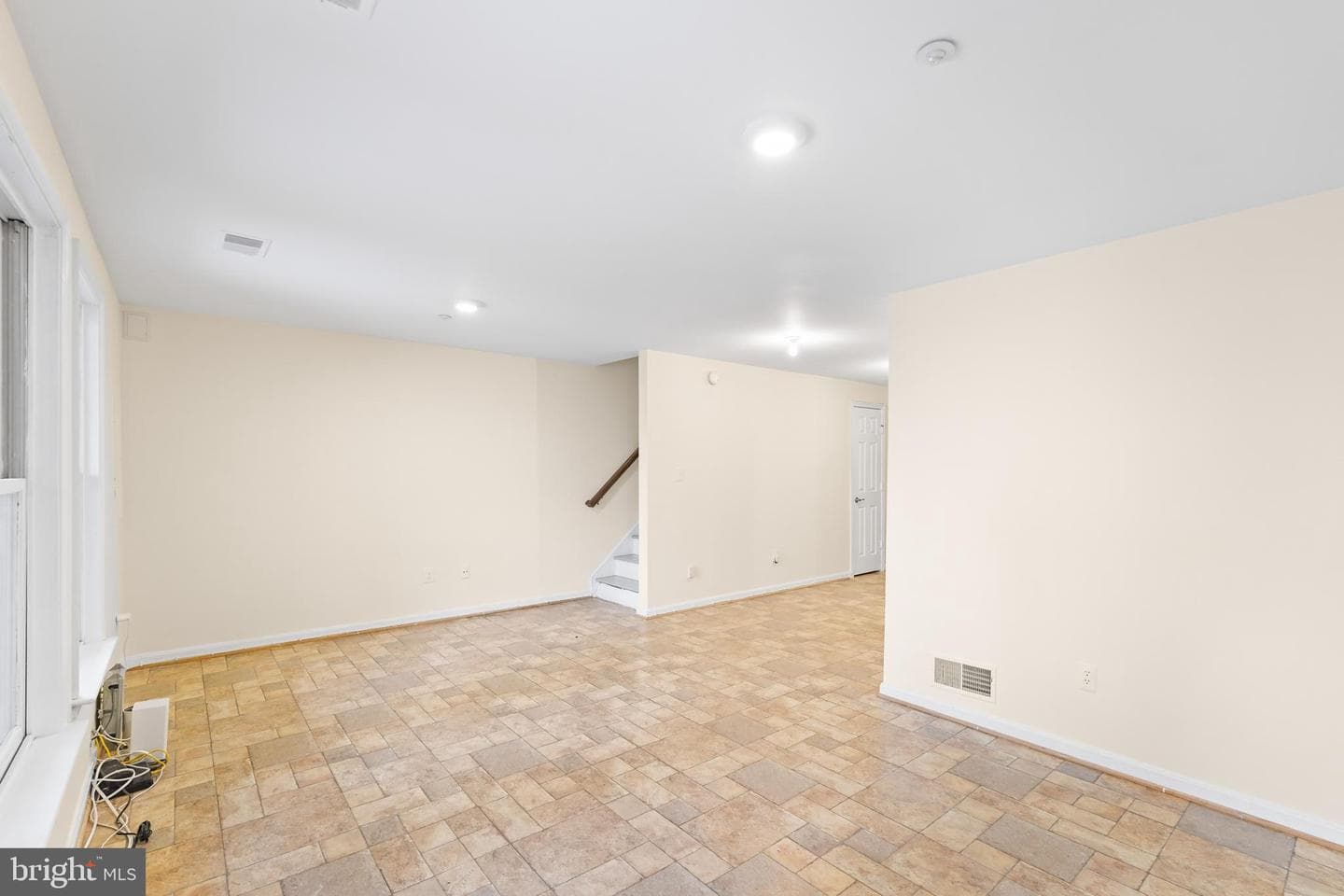 596 Chestertown Street photo 48