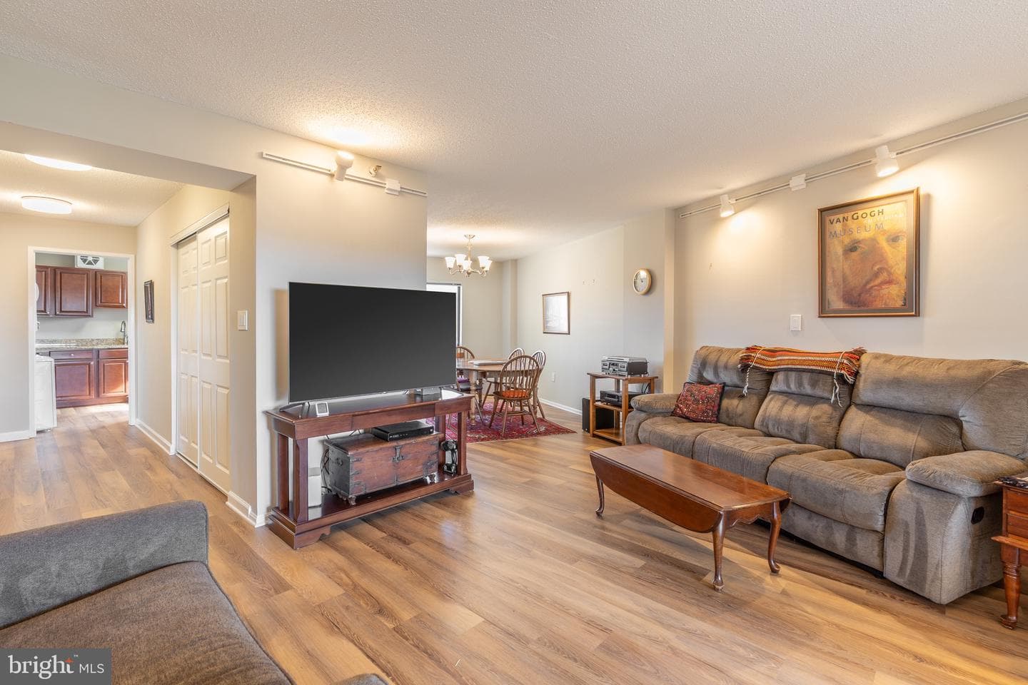 15101 Interlachen Drive #1-612 photo 19