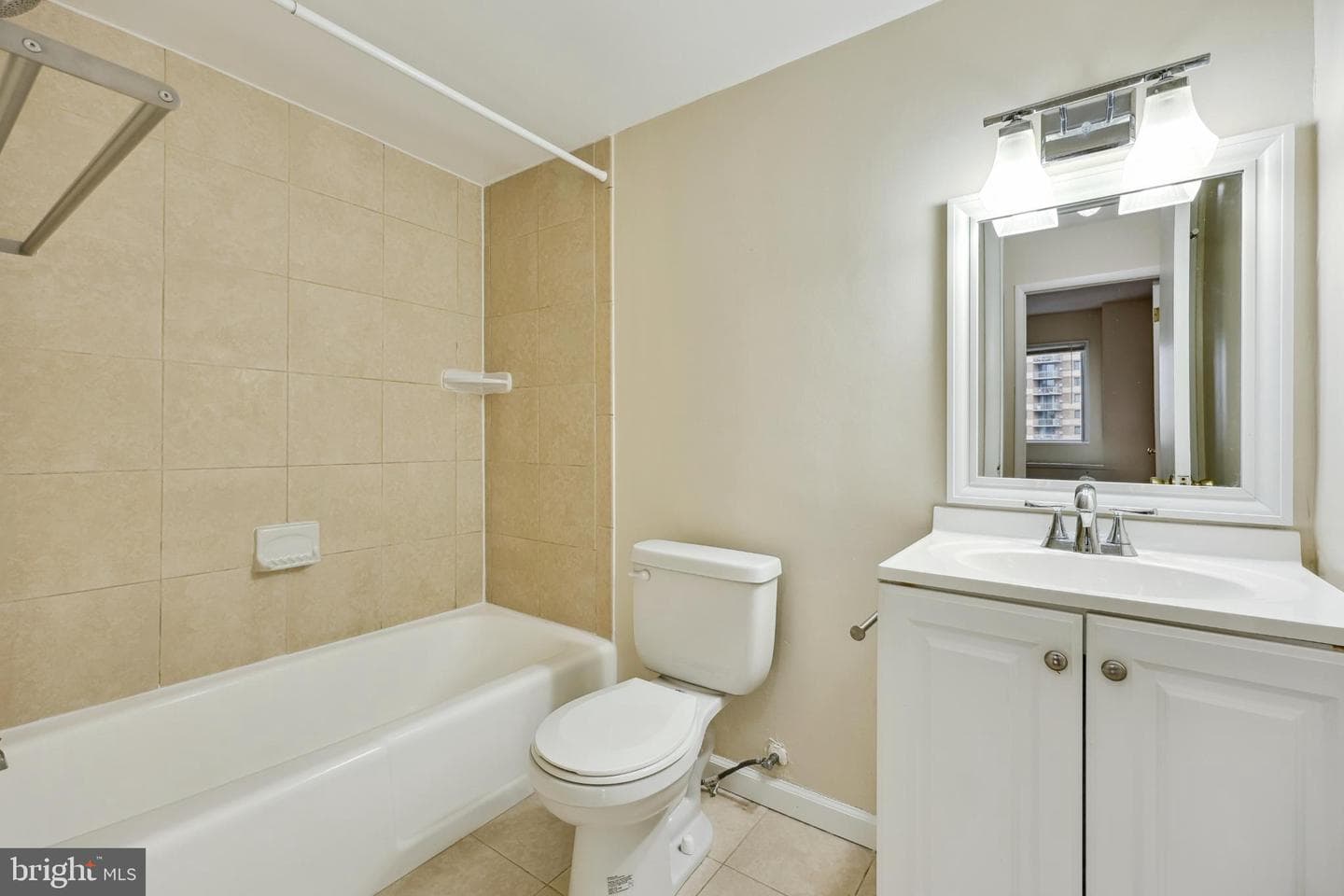 1121 University Boulevard W #907-B photo 12