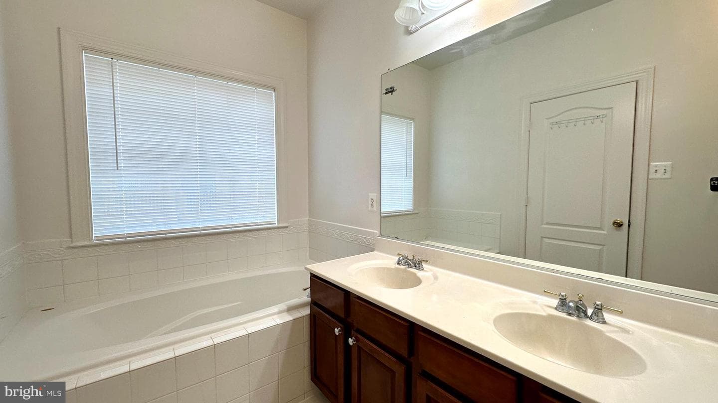 14020 Castle Ridge Way #38 photo 16