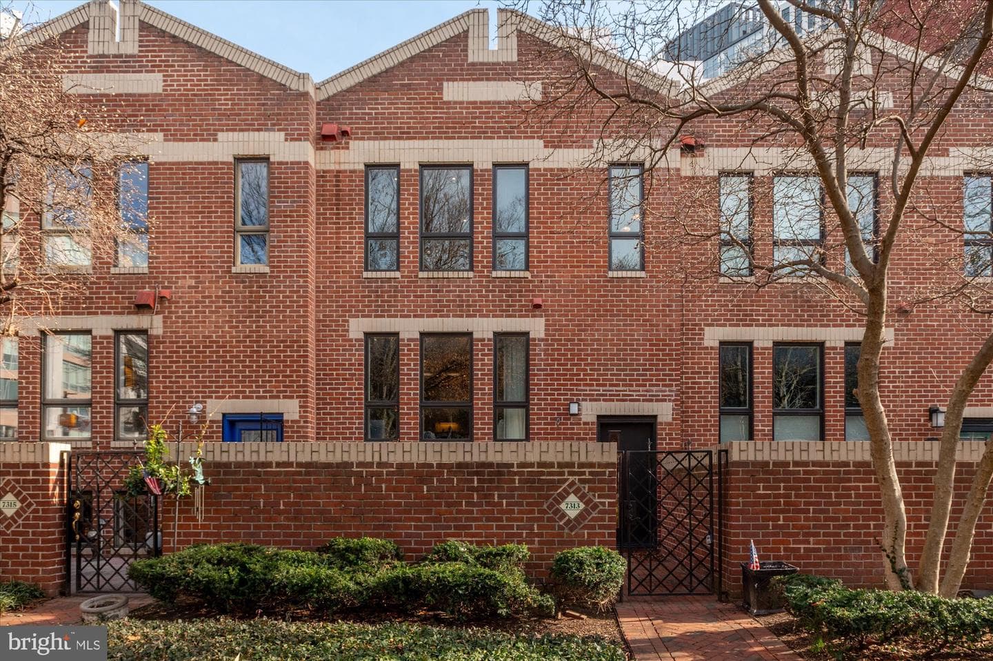 7313 Woodmont Avenue #r photo 3