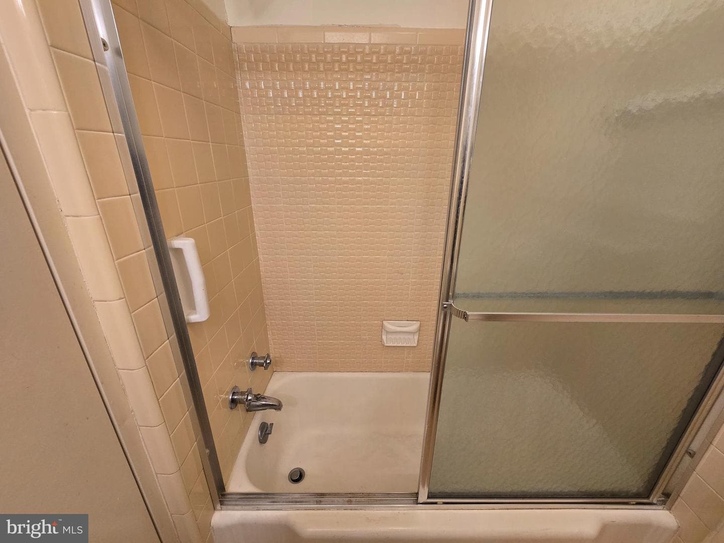 10201 Grosvenor Pl # 527 photo 37