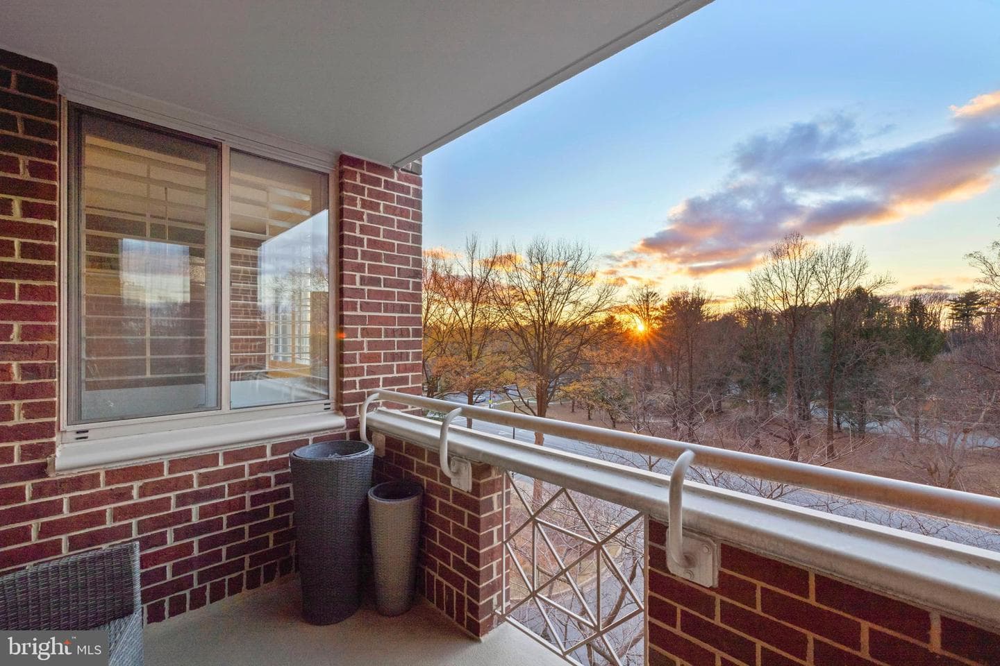 5809 Nicholson Ln # 307, Rockville