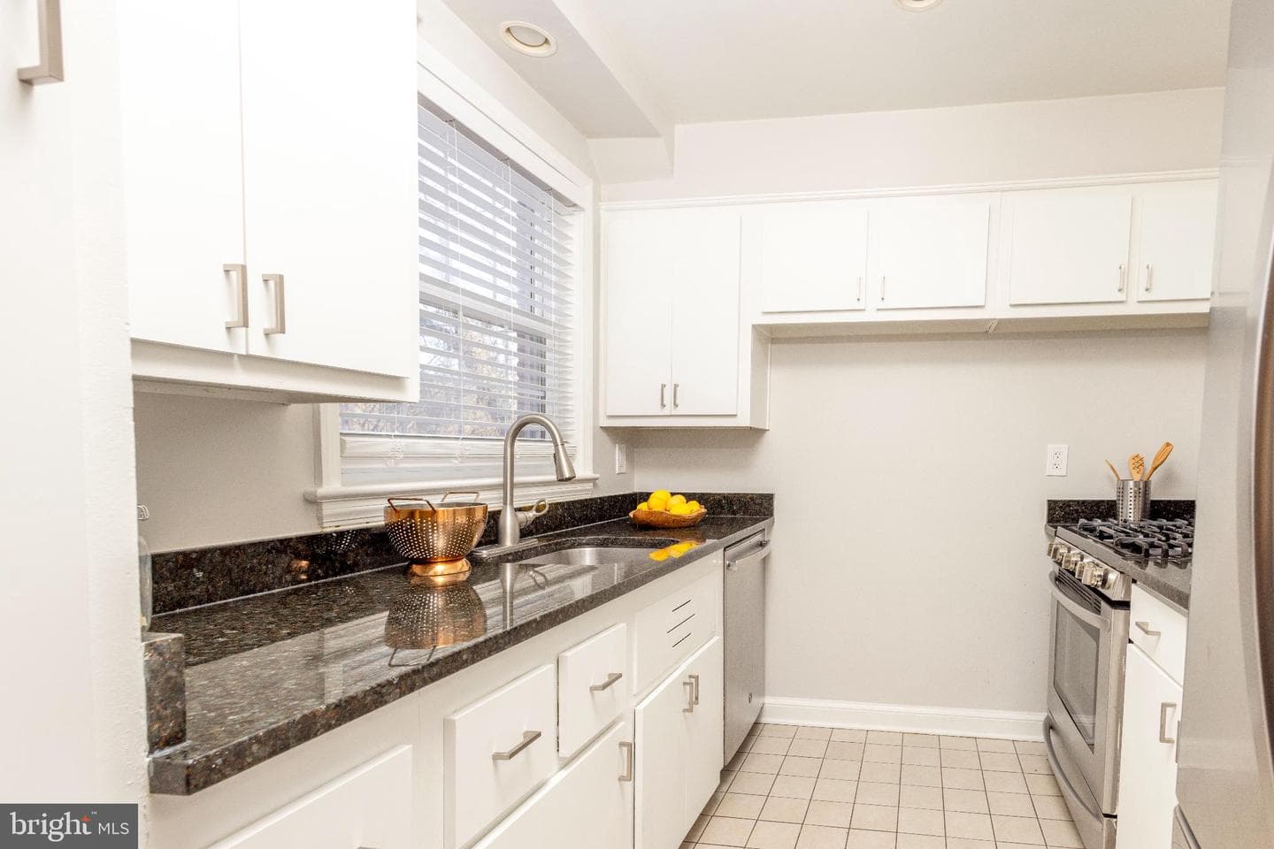 3601 Faircastle Drive photo 12