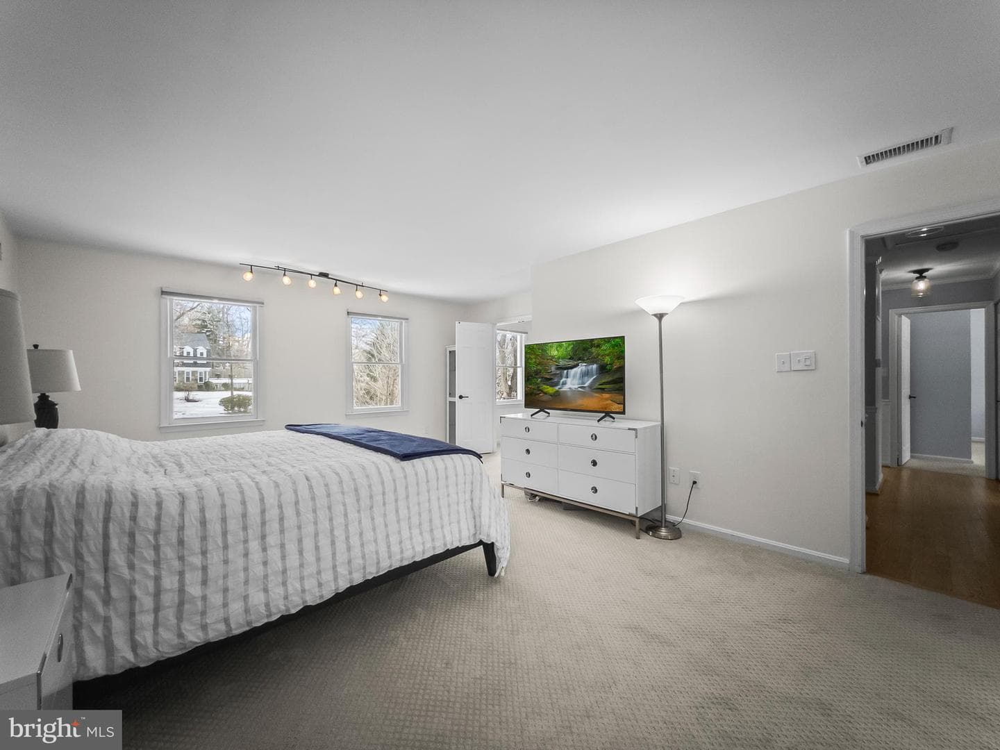 21600 Glendalough Road photo 29