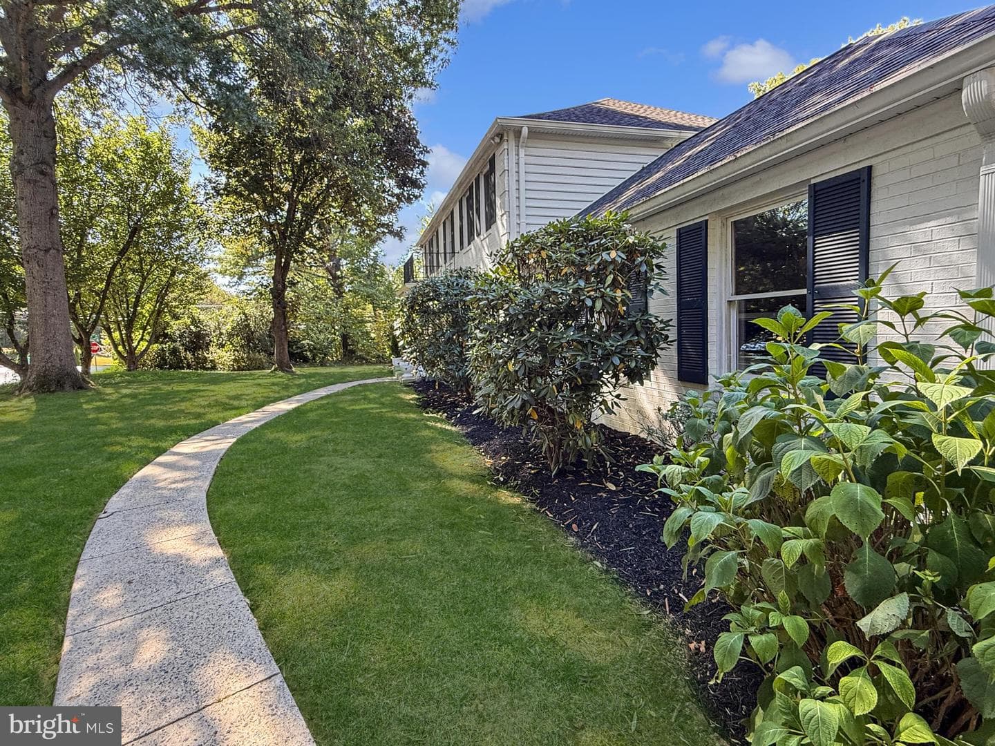 21600 Glendalough Road photo 5