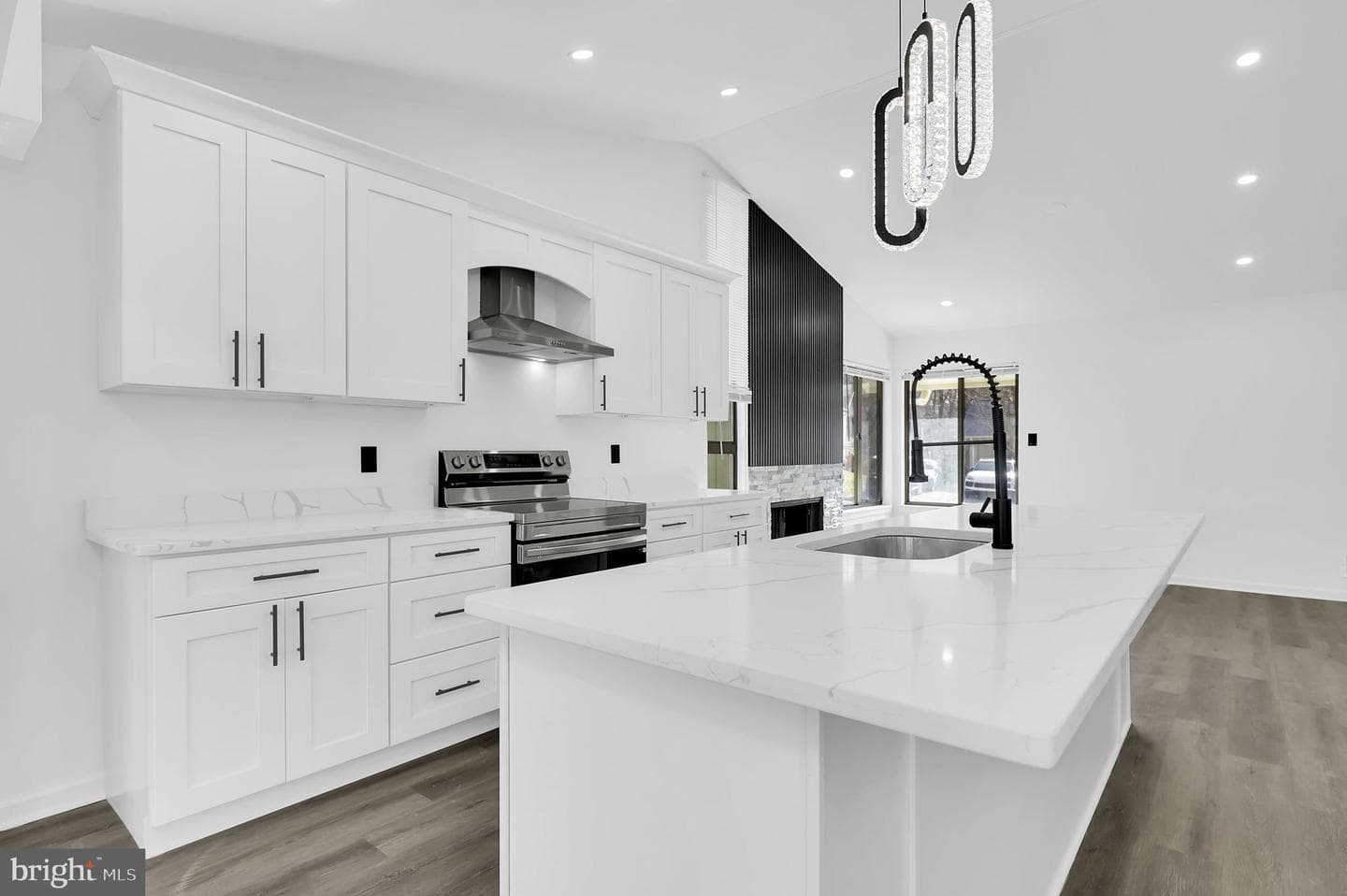 10607 Wayridge Drive photo 9