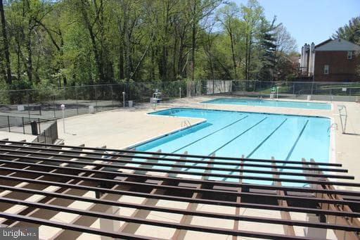 10626 Weymouth Street #204 photo 34