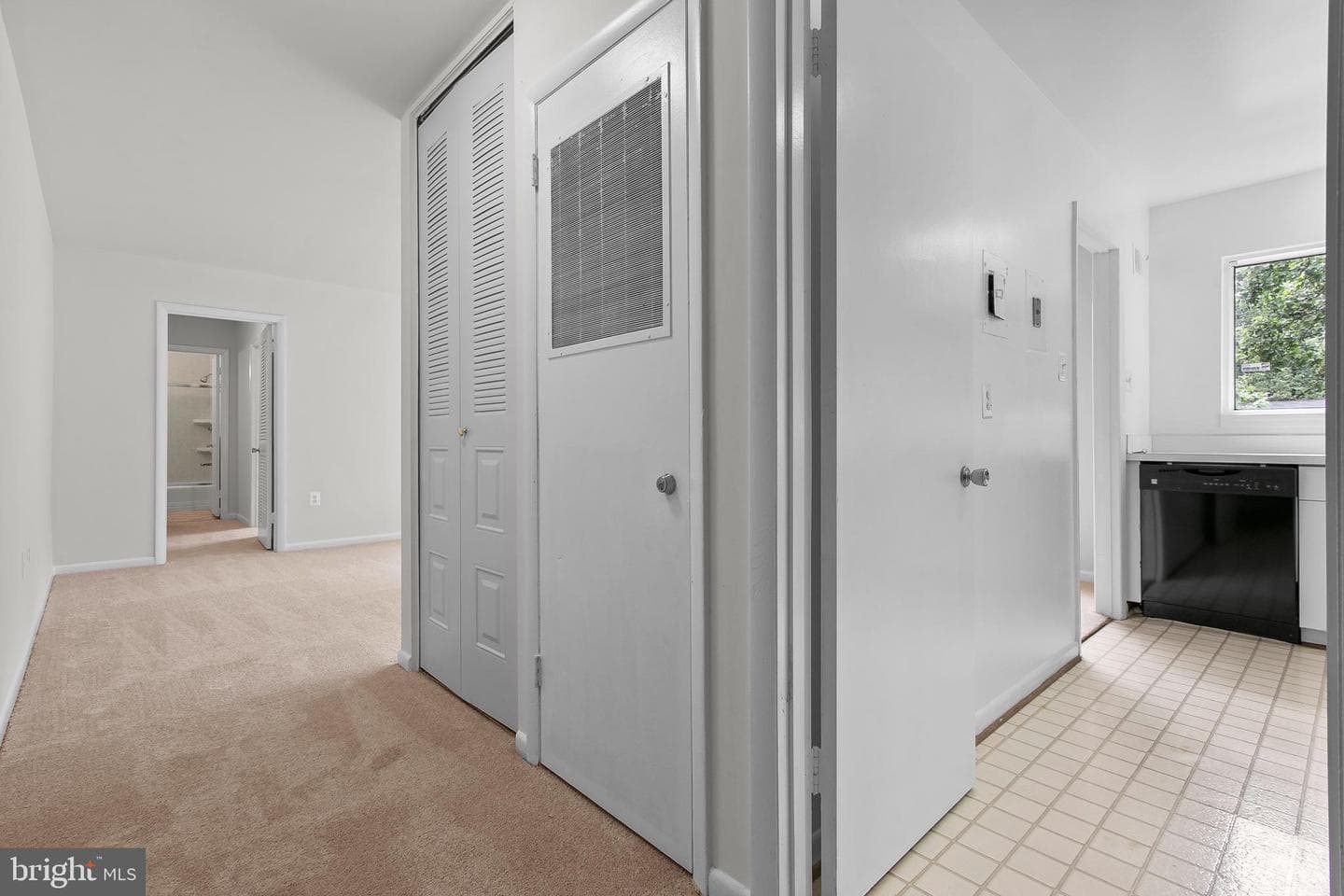 10626 Weymouth Street #204 photo 7