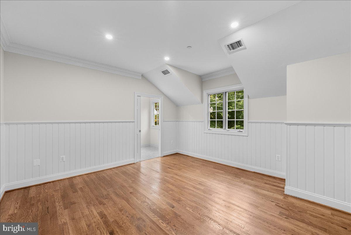9919 Logan Drive photo 29