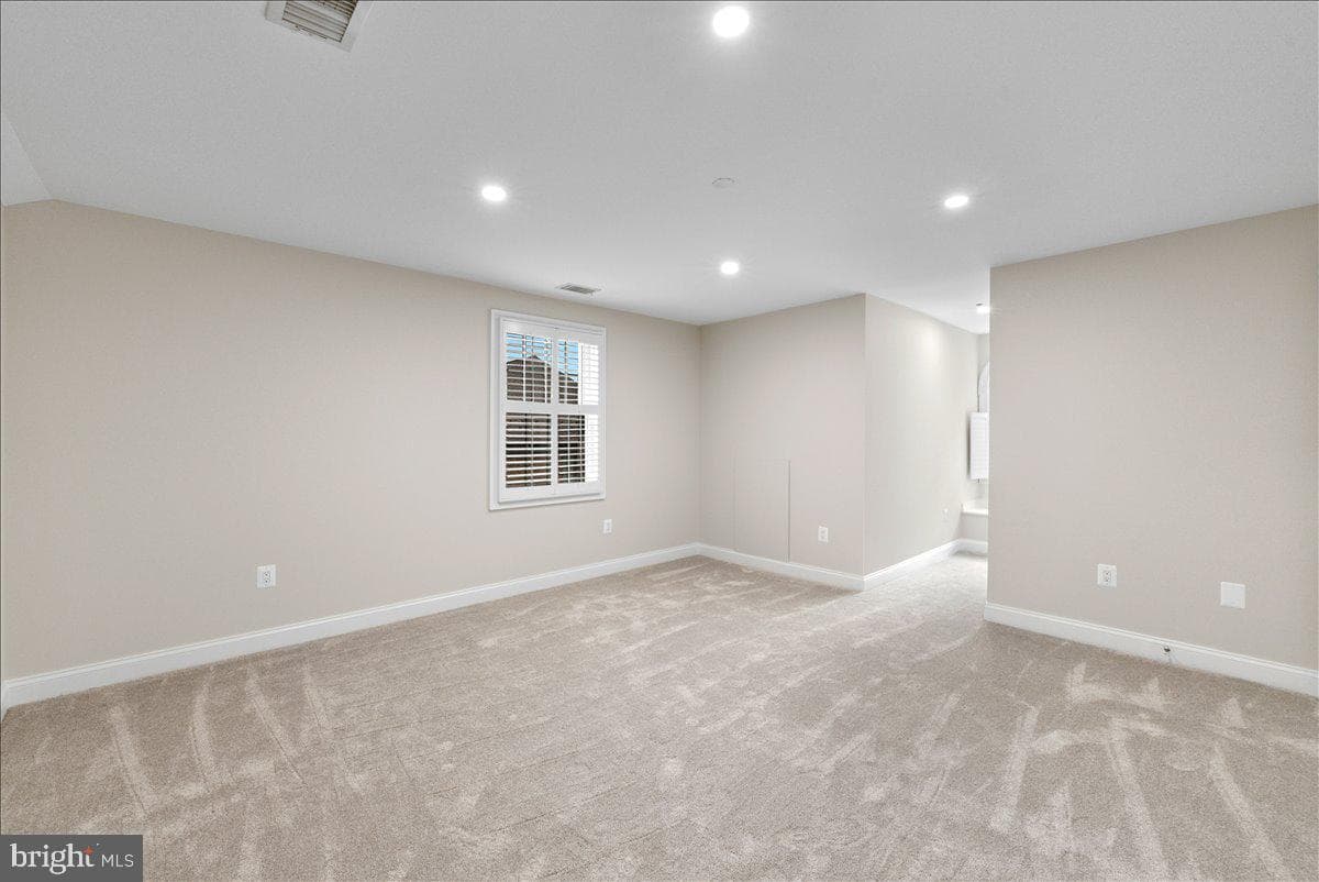 9919 Logan Drive photo 33