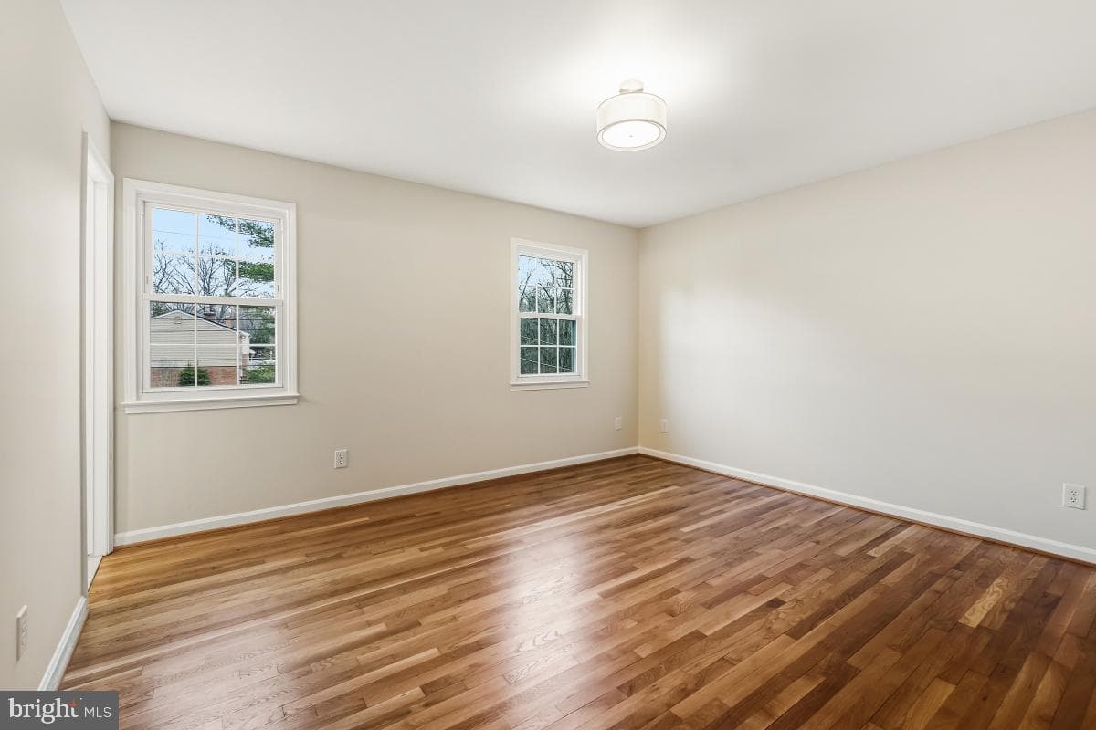 12130 Ambleside Drive photo 16