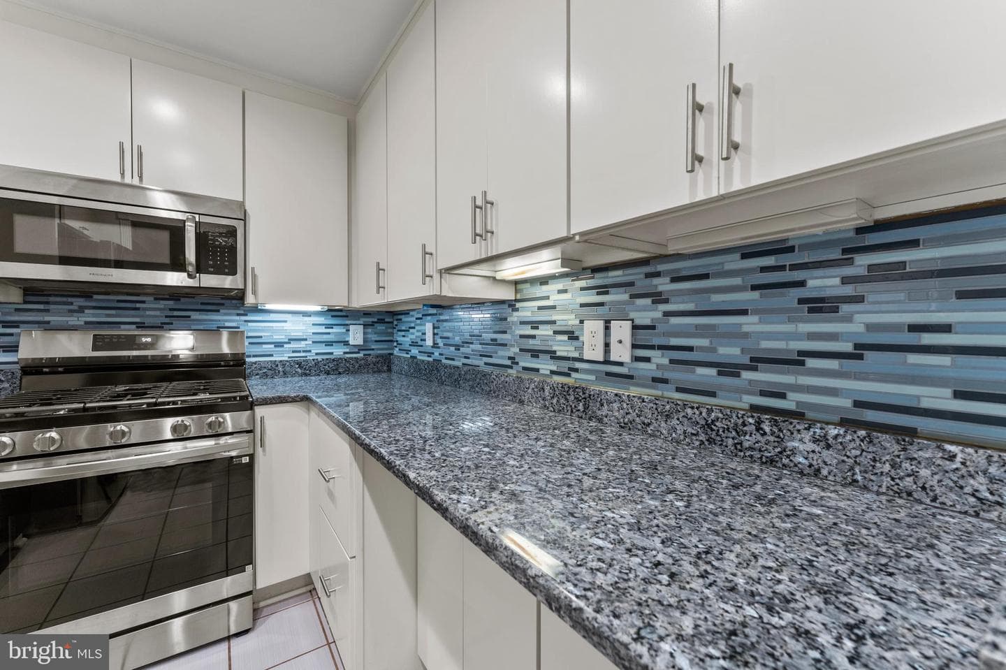 7541 Spring Lake Dr Unit #B-1 photo 14