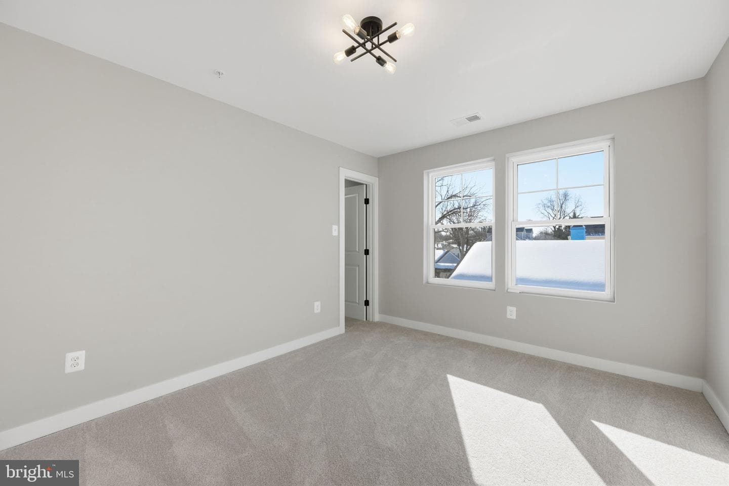 607 Burgundy Drive photo 30