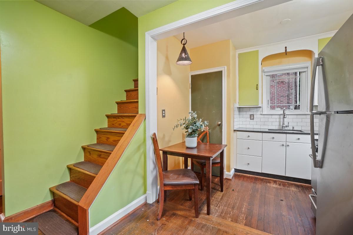 905 Erie Avenue photo 10
