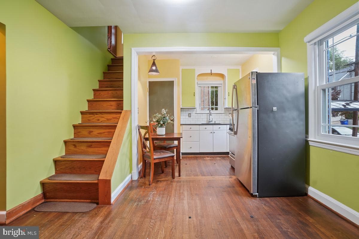 905 Erie Avenue photo 9