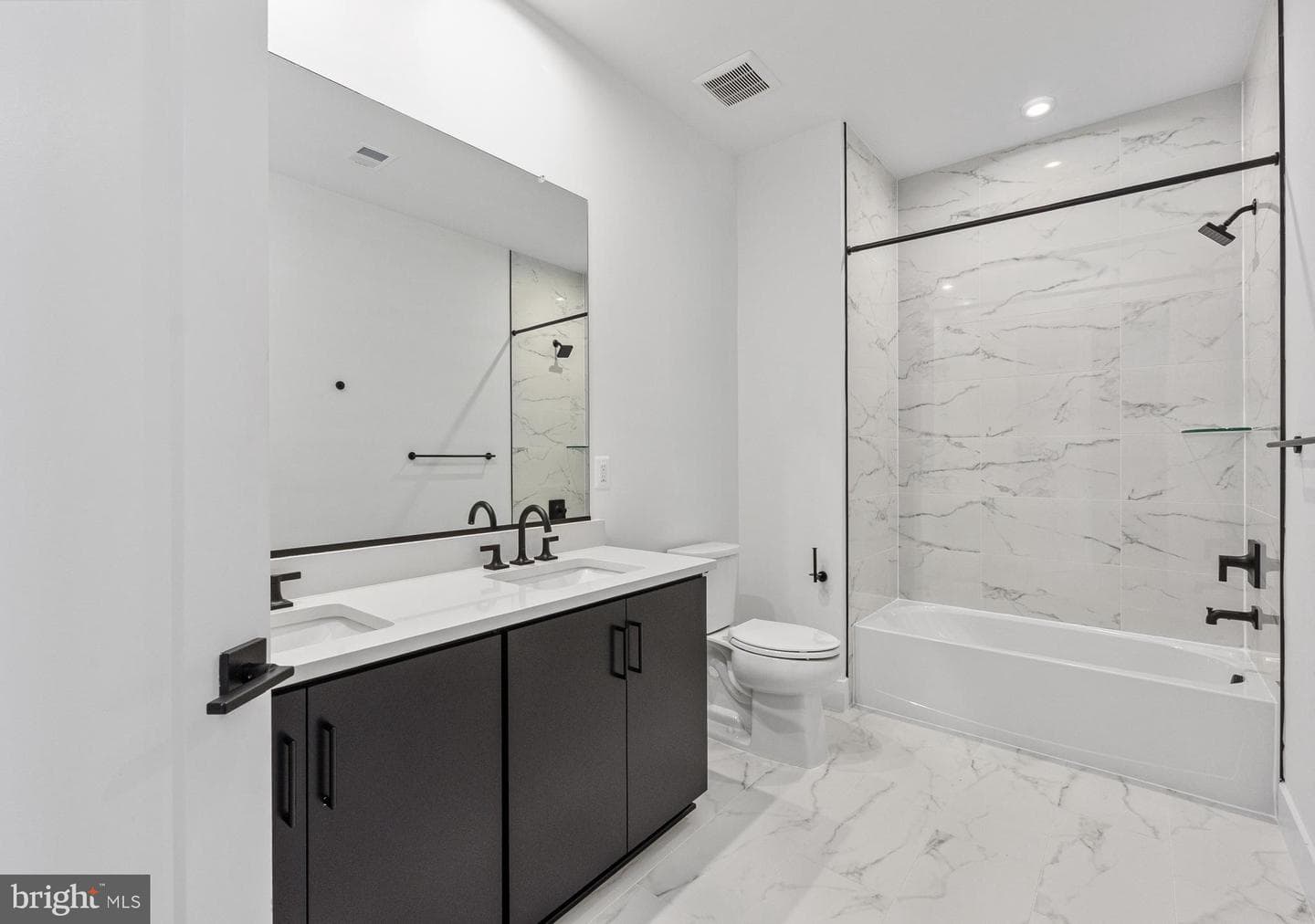 8607 Erdem Place photo 13