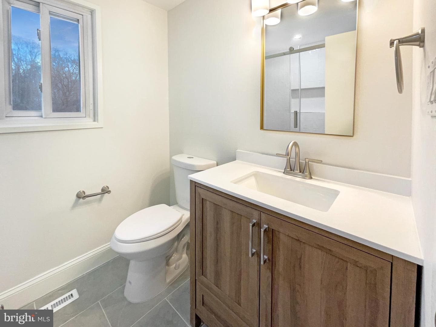 10103 Meredith Avenue photo 6