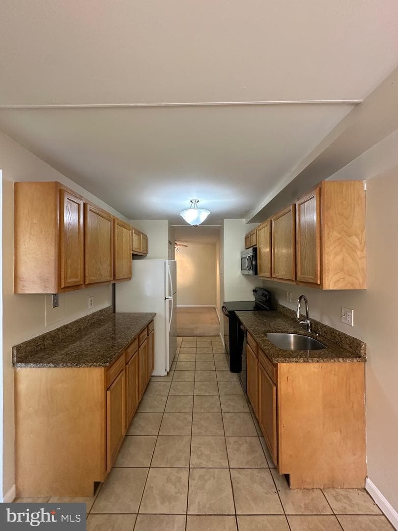 402 Girard Street #t2 photo 11