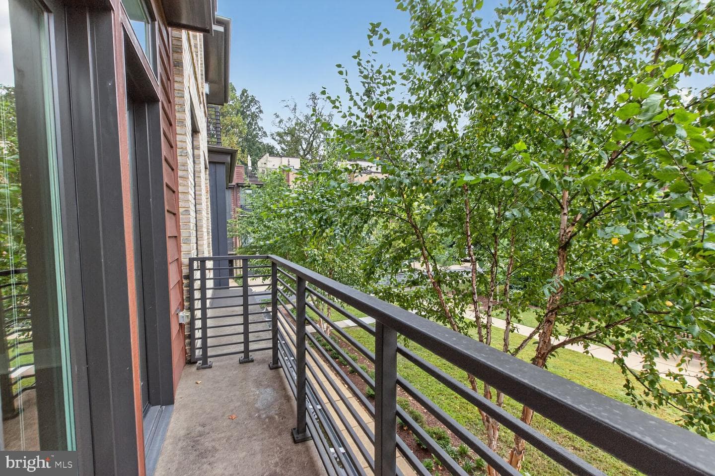 432 Barlow Place photo 34