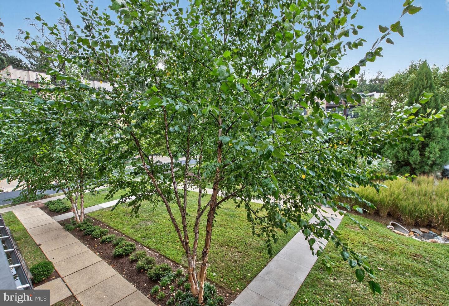 432 Barlow Place photo 36