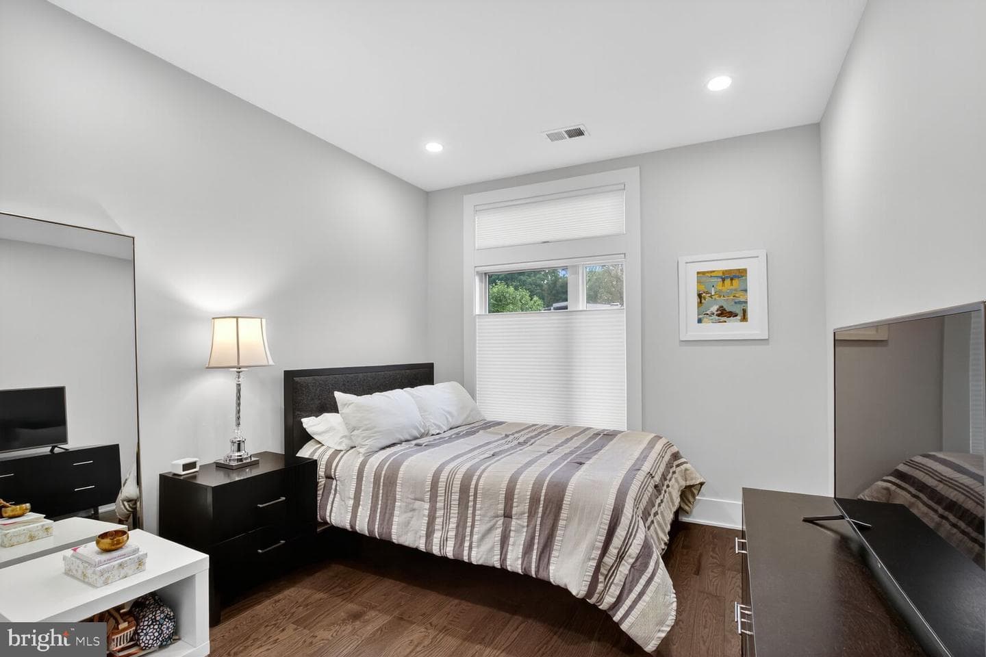 432 Barlow Place photo 45